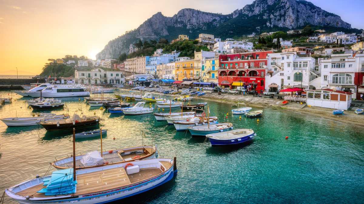 Weekend enogastronomico a Capri: ristoranti, pasticcerie e limoneti